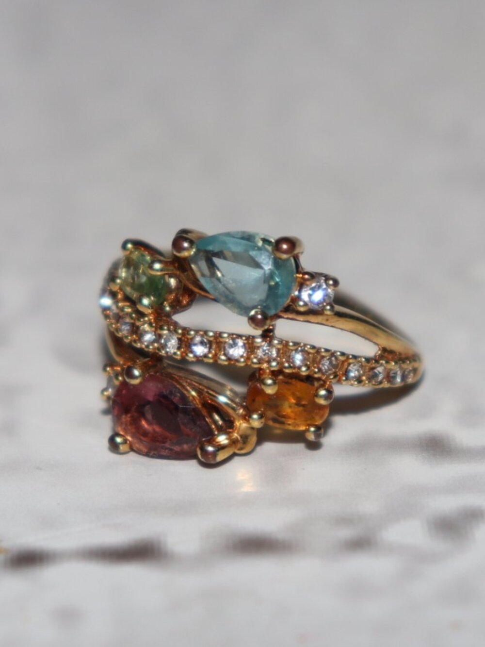 ✨ Gold Multicolor Gemstone Ring · Size 6 Blue, green, yellow & pink stones ·